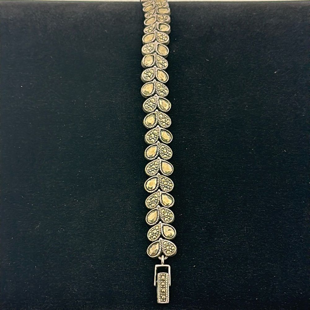 Amazing sterling silver rhinestones bracelet